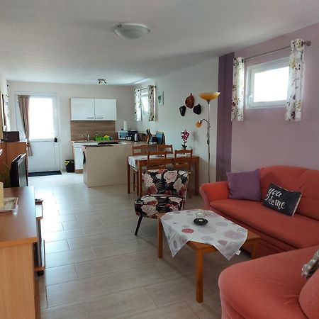 Ferienwohnung Sonne 11 Weisbrunn Szoba fotó